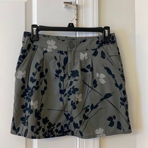Floral Gap mini skirt.